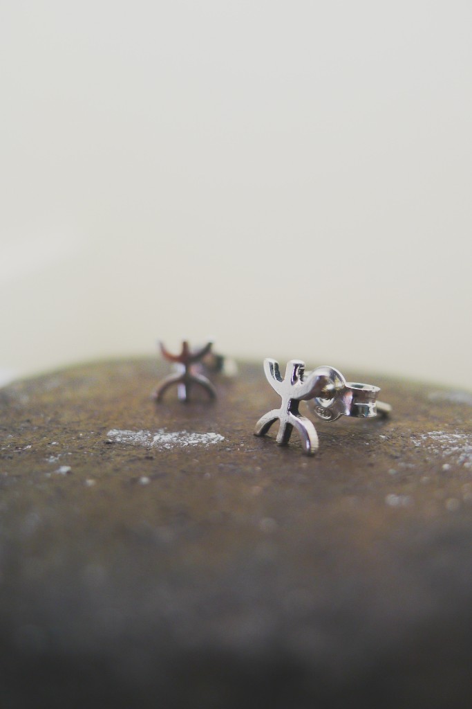 Pendientes dormilona 'zeta amazigh'